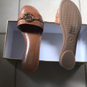 Michael Kors leather flats